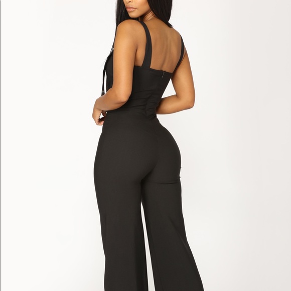 Fashion nova never worn black jumpsuit - Picture 3 of 4